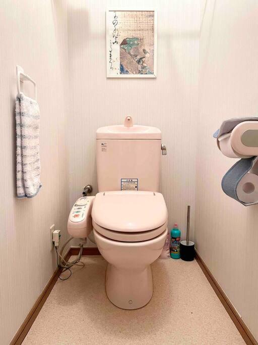 Appartamento 鶴橋駅徒歩2分 トイレ浴室複数あり3階建て一軒家車庫付き Osaka Esterno foto